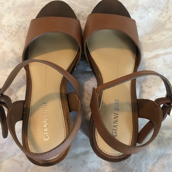 Gianni Bini brown ankle strappy platform 7m - Picture 2 of 6